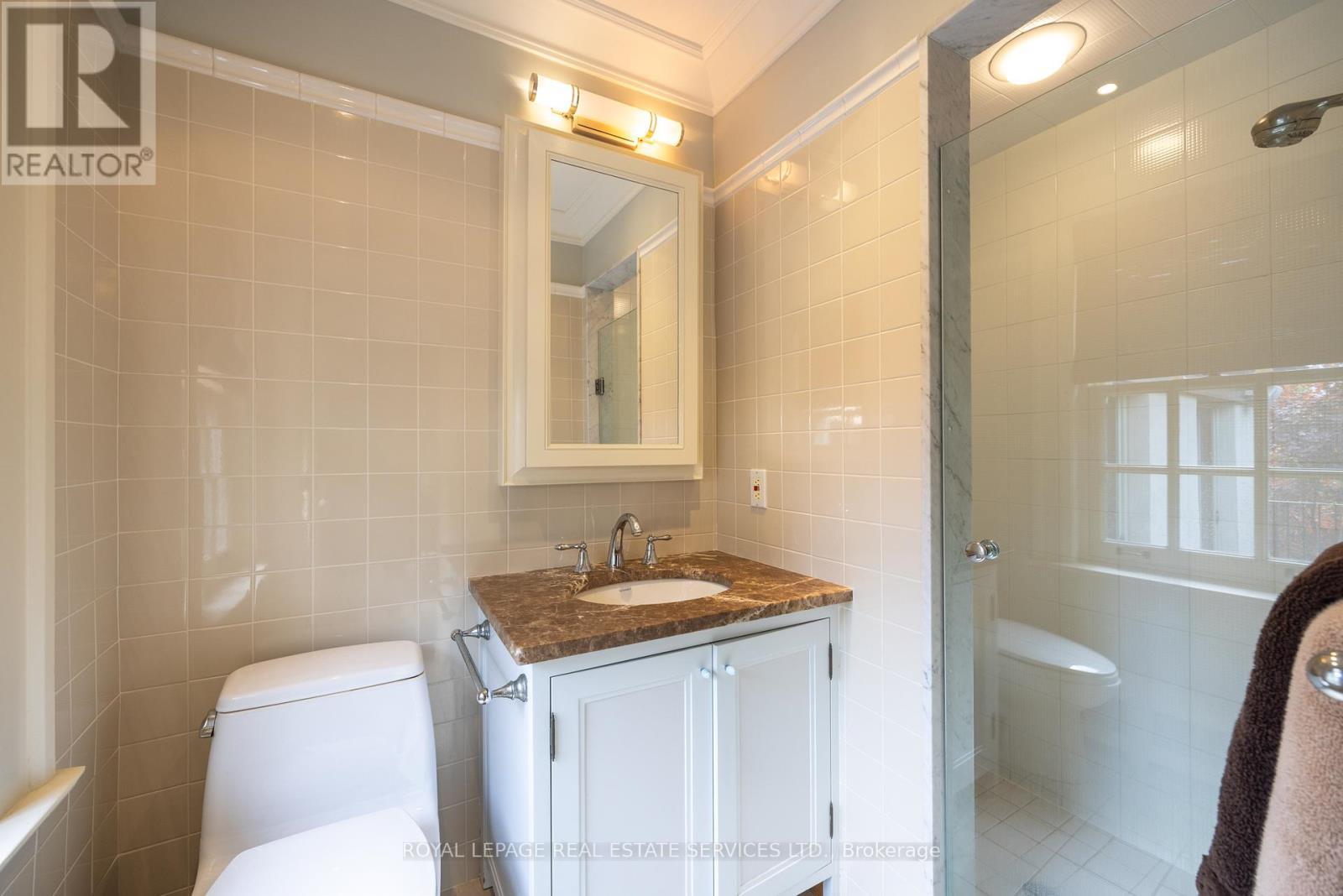 












80 OLD FOREST HILL ROAD

,
Toronto,




Ontario
M5P2R5

