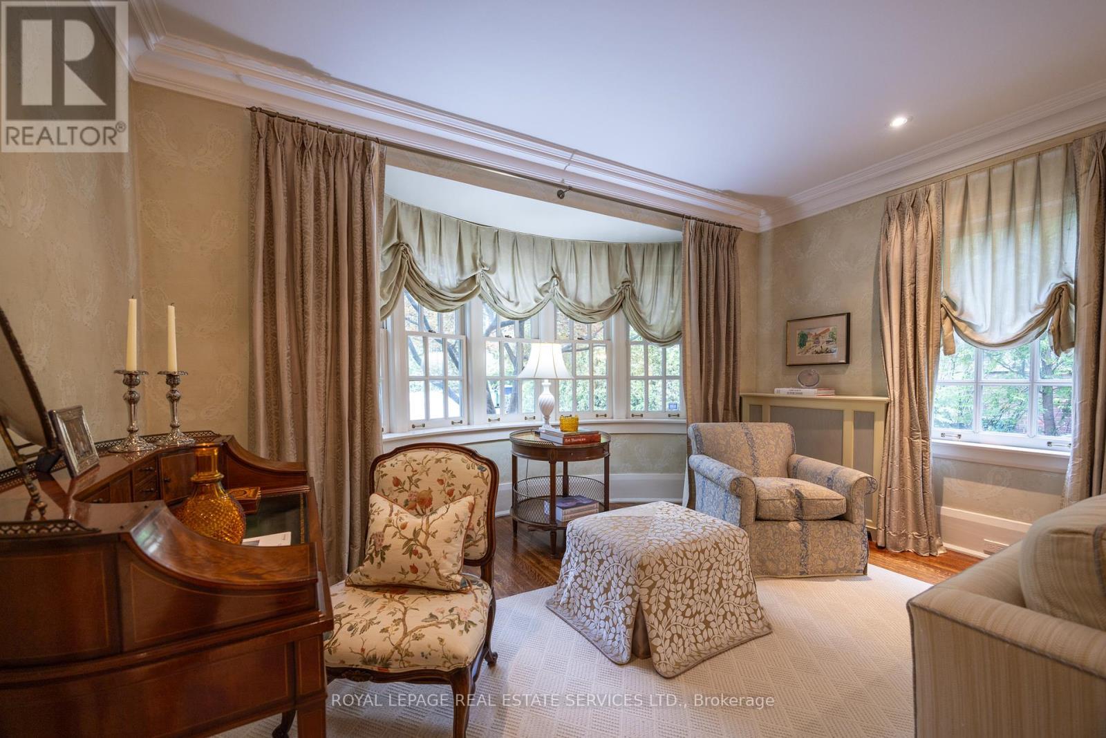 












80 OLD FOREST HILL ROAD

,
Toronto,




Ontario
M5P2R5

