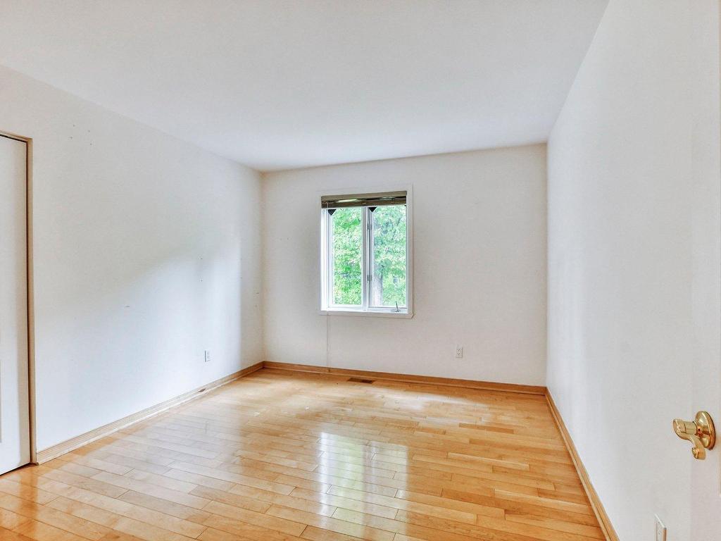 









116


Ch. des Topazes

,
Saint-Sauveur,




QC
J0R1R2

