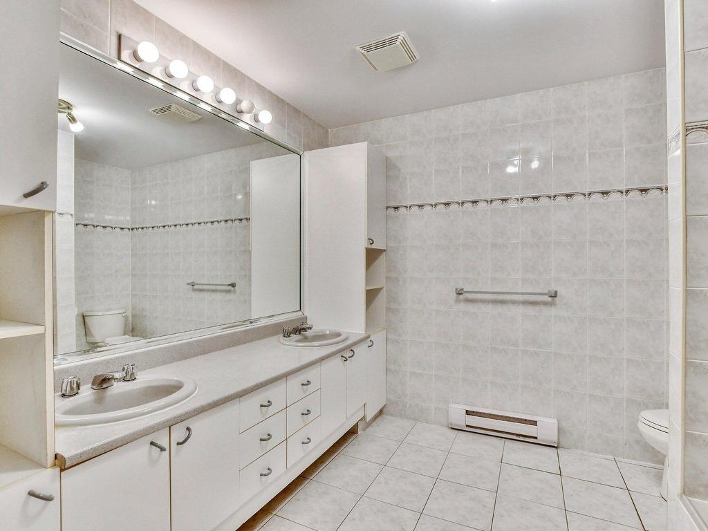 









116


Ch. des Topazes

,
Saint-Sauveur,




QC
J0R1R2

