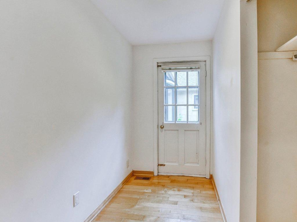 









116


Ch. des Topazes

,
Saint-Sauveur,




QC
J0R1R2

