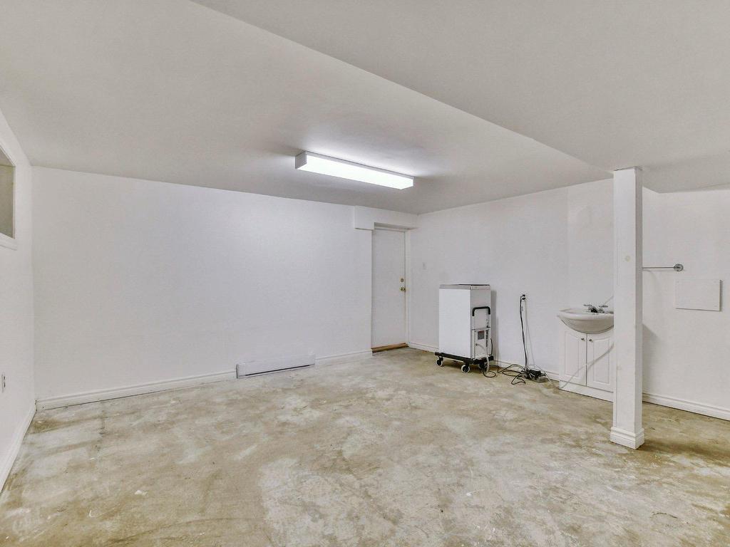 









116


Ch. des Topazes

,
Saint-Sauveur,




QC
J0R1R2

