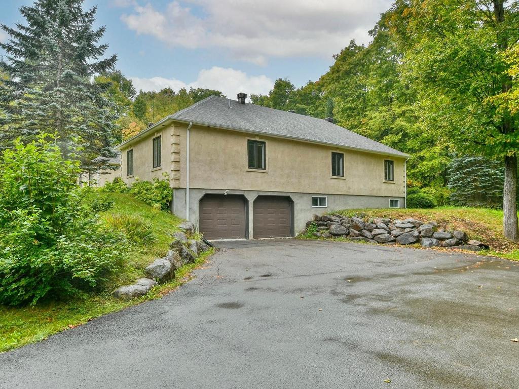 









116


Ch. des Topazes

,
Saint-Sauveur,




QC
J0R1R2

