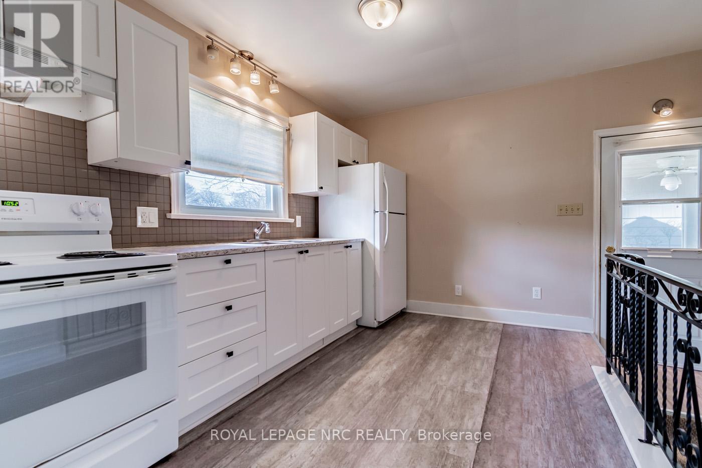 












189 GLENDALE AVENUE

,
St. Catharines,




Ontario
L2T2K4

