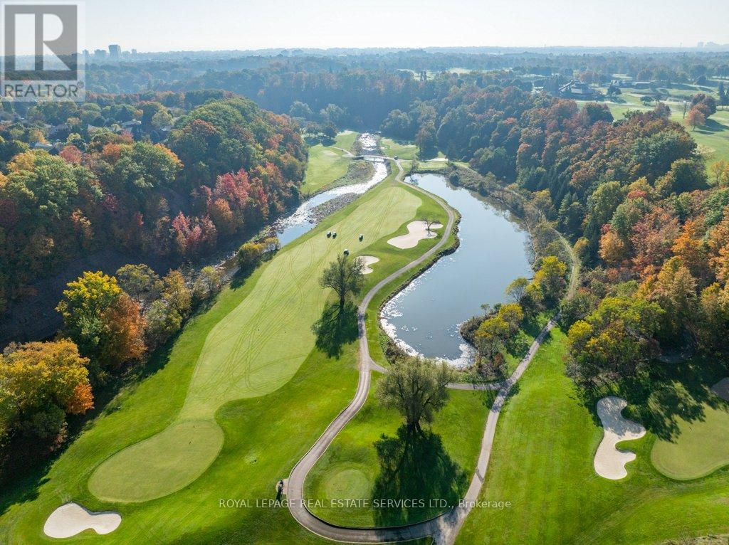 












294 RAMBLER COURT

,
Oakville,




Ontario
L6H3A6

