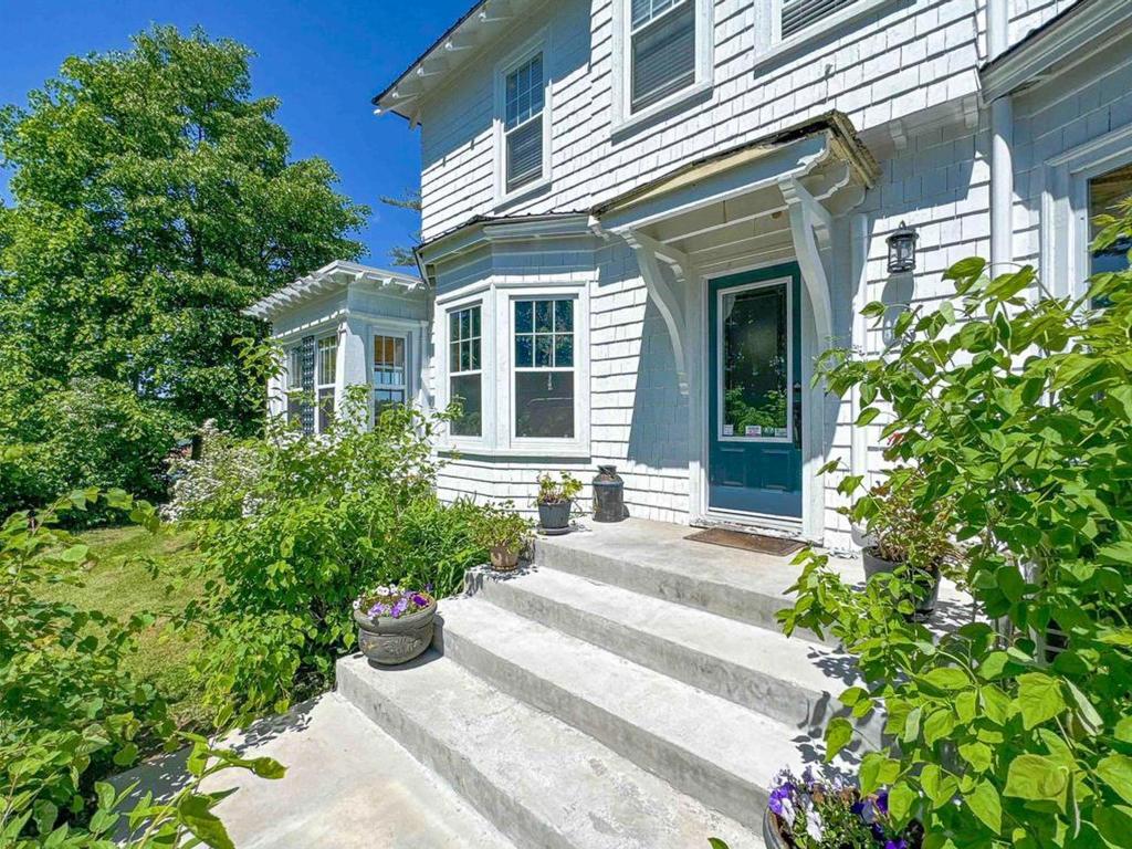 












9457 Main Street S

,
Murray River,




PE
C0A 1W0

