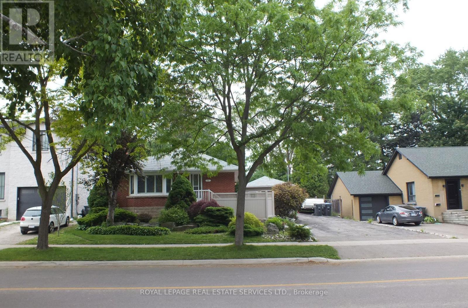 












1361 KENMUIR AVENUE

,
Mississauga,




Ontario
L5G4B3

