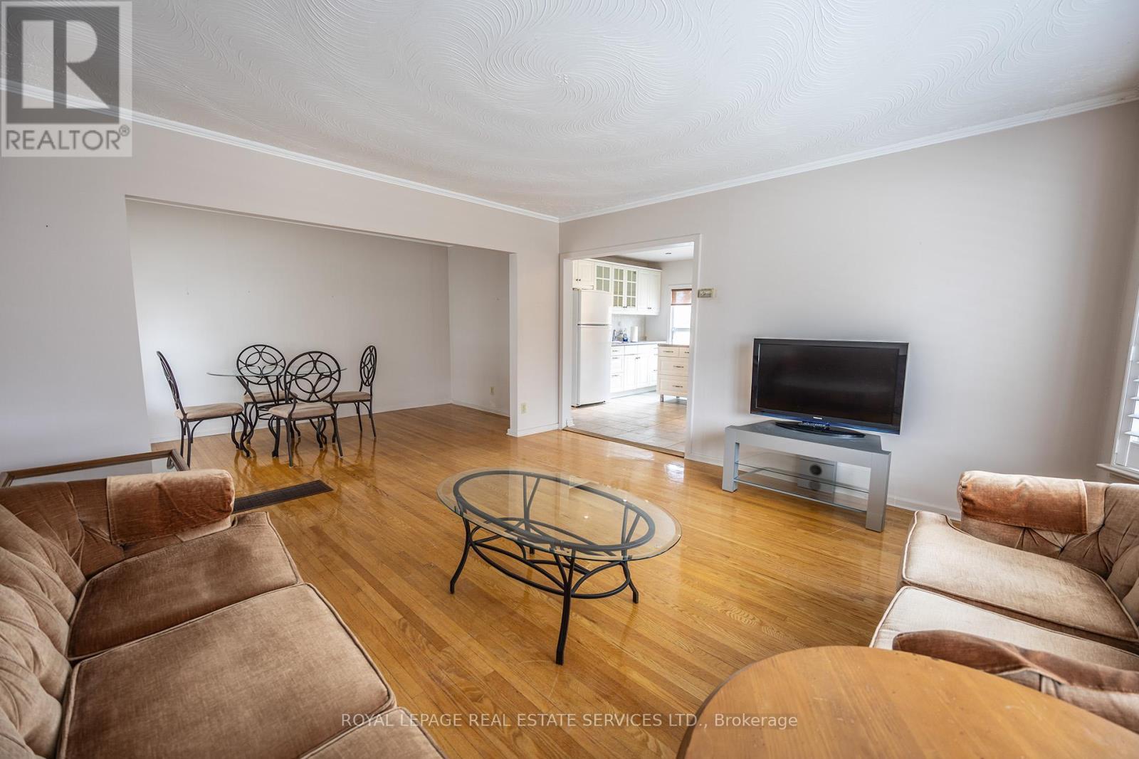 












1361 KENMUIR AVENUE

,
Mississauga,




Ontario
L5G4B3


