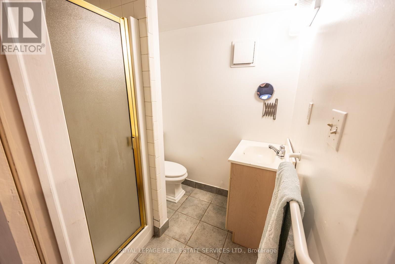 












1361 KENMUIR AVENUE

,
Mississauga,




Ontario
L5G4B3

