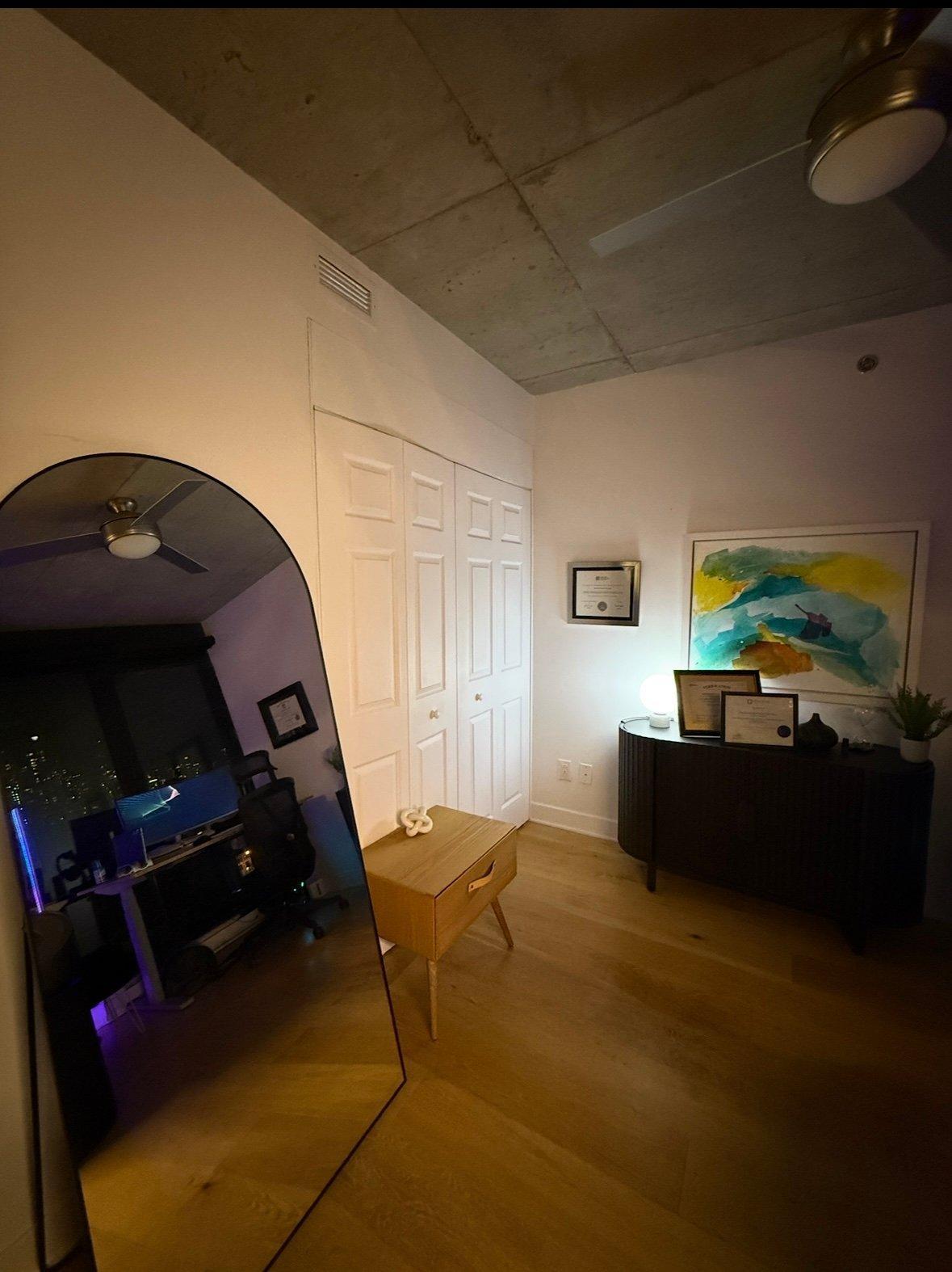 









1000


Rue Ottawa

, 1012,
Montréal (Le Sud-Ouest),




QC
H3C0P3

