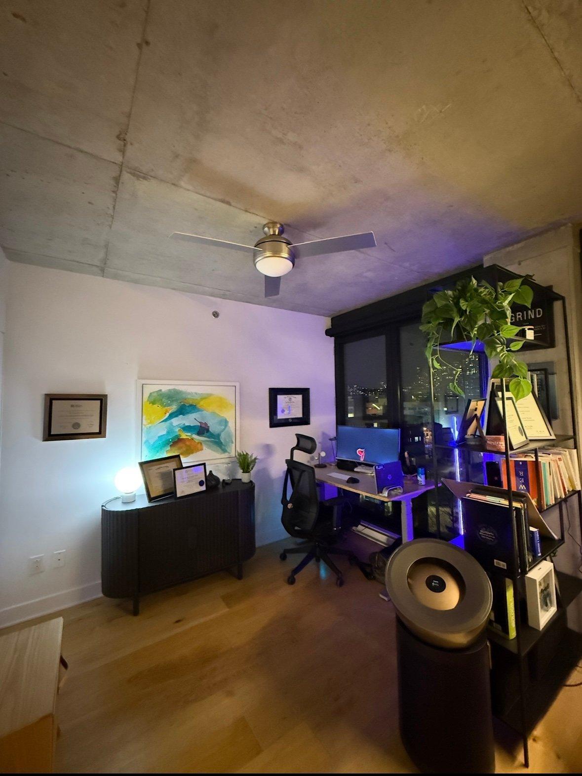 









1000


Rue Ottawa

, 1012,
Montréal (Le Sud-Ouest),




QC
H3C0P3

