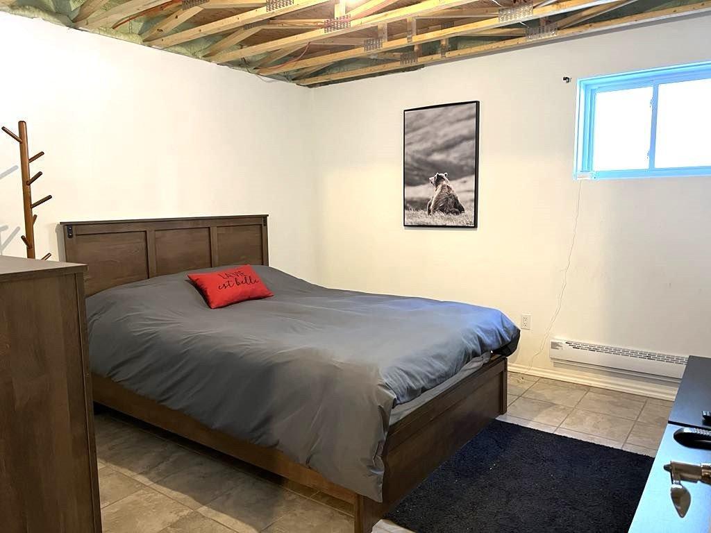 









242


Ch. du Lac-Lusignan

,
Saint-Guillaume-Nord,




QC
J0K3B0

