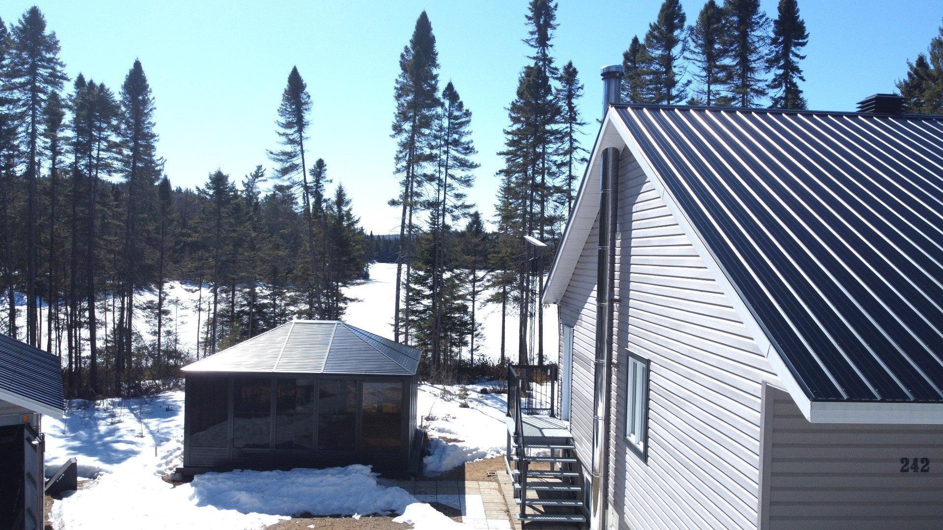 









242


Ch. du Lac-Lusignan

,
Saint-Guillaume-Nord,




QC
J0K3B0

