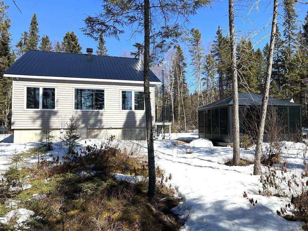 









242


Ch. du Lac-Lusignan

,
Saint-Guillaume-Nord,




QC
J0K3B0

