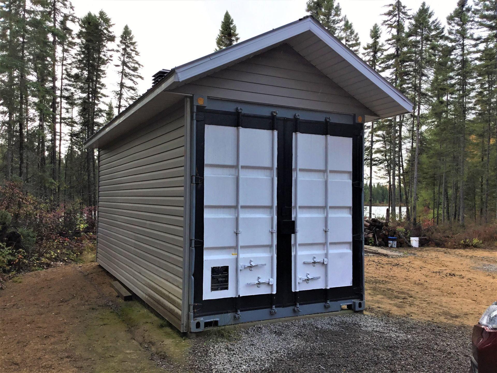 









242


Ch. du Lac-Lusignan

,
Saint-Guillaume-Nord,




QC
J0K3B0

