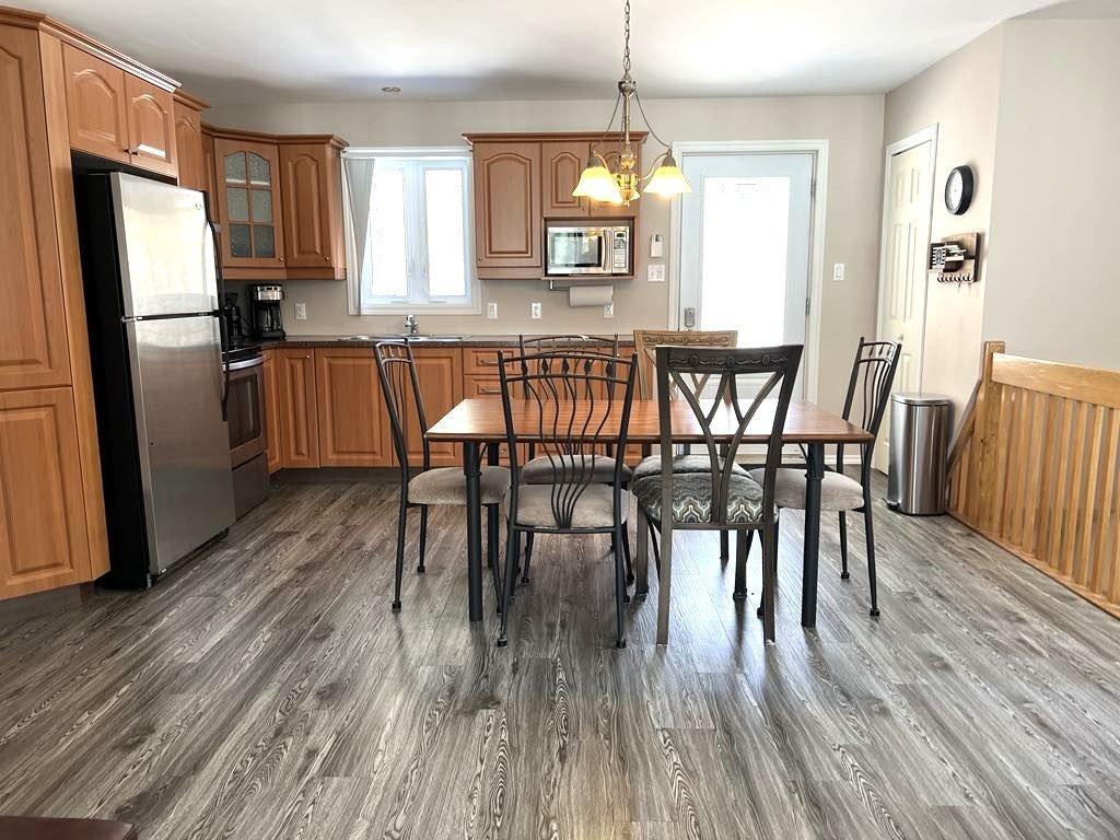 









242


Ch. du Lac-Lusignan

,
Saint-Guillaume-Nord,




QC
J0K3B0

