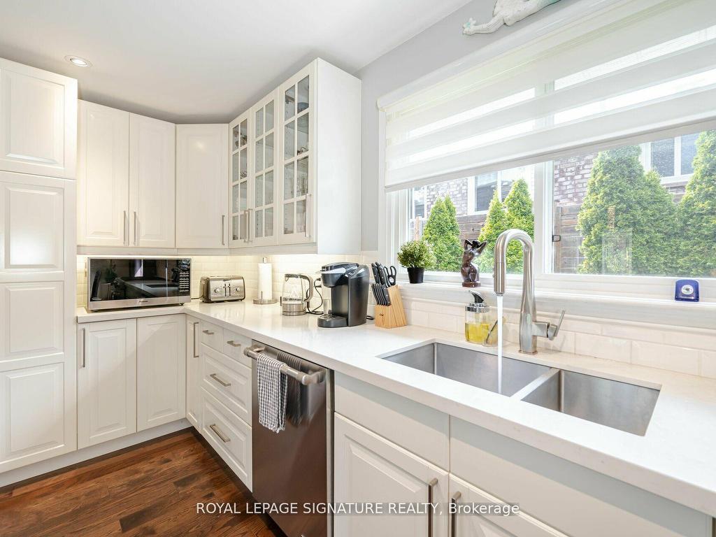 









2497


Wyatt

Street,
Oakville,




ON
L6L 2M7

