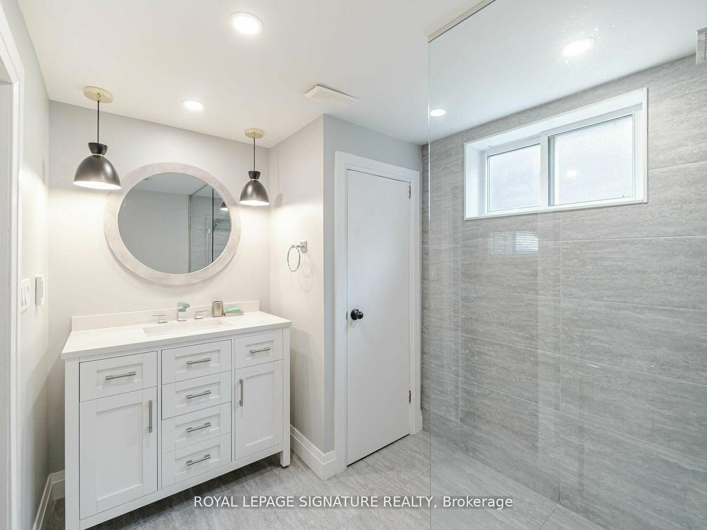 









2497


Wyatt

Street,
Oakville,




ON
L6L 2M7

