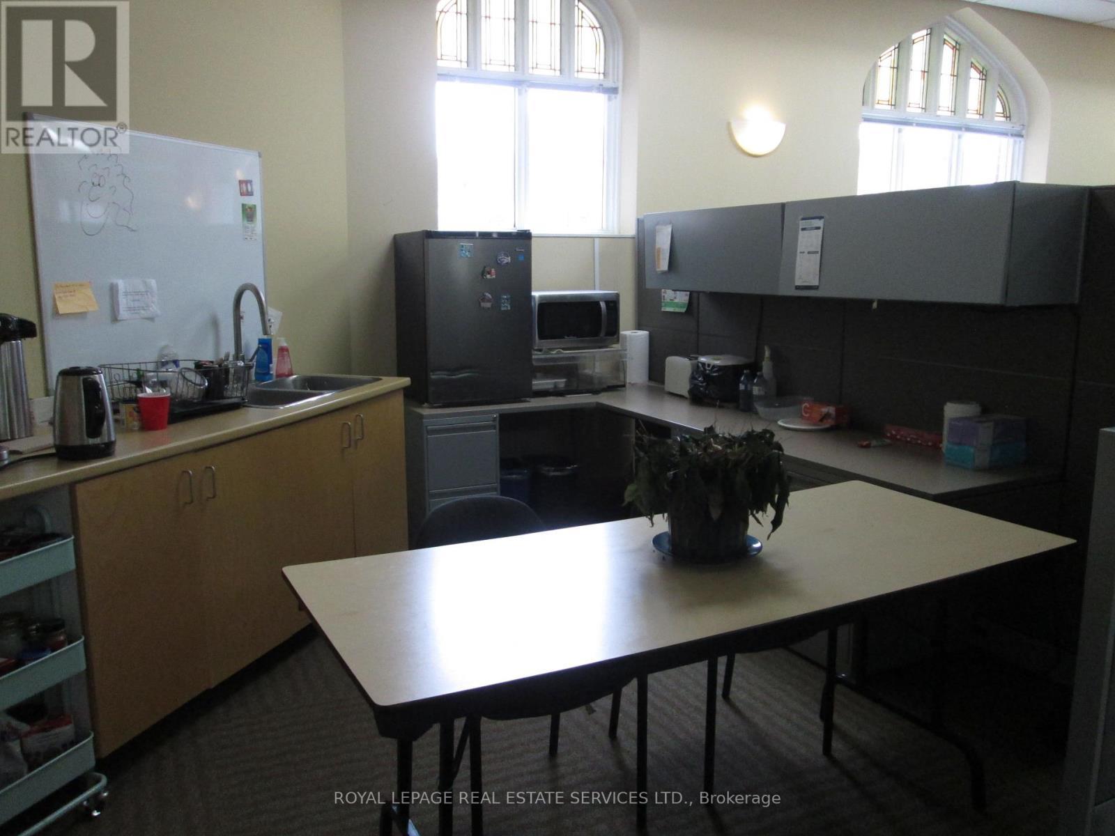












2550 DANFORTH AVENUE

,
Toronto,




Ontario
M4C1L2

