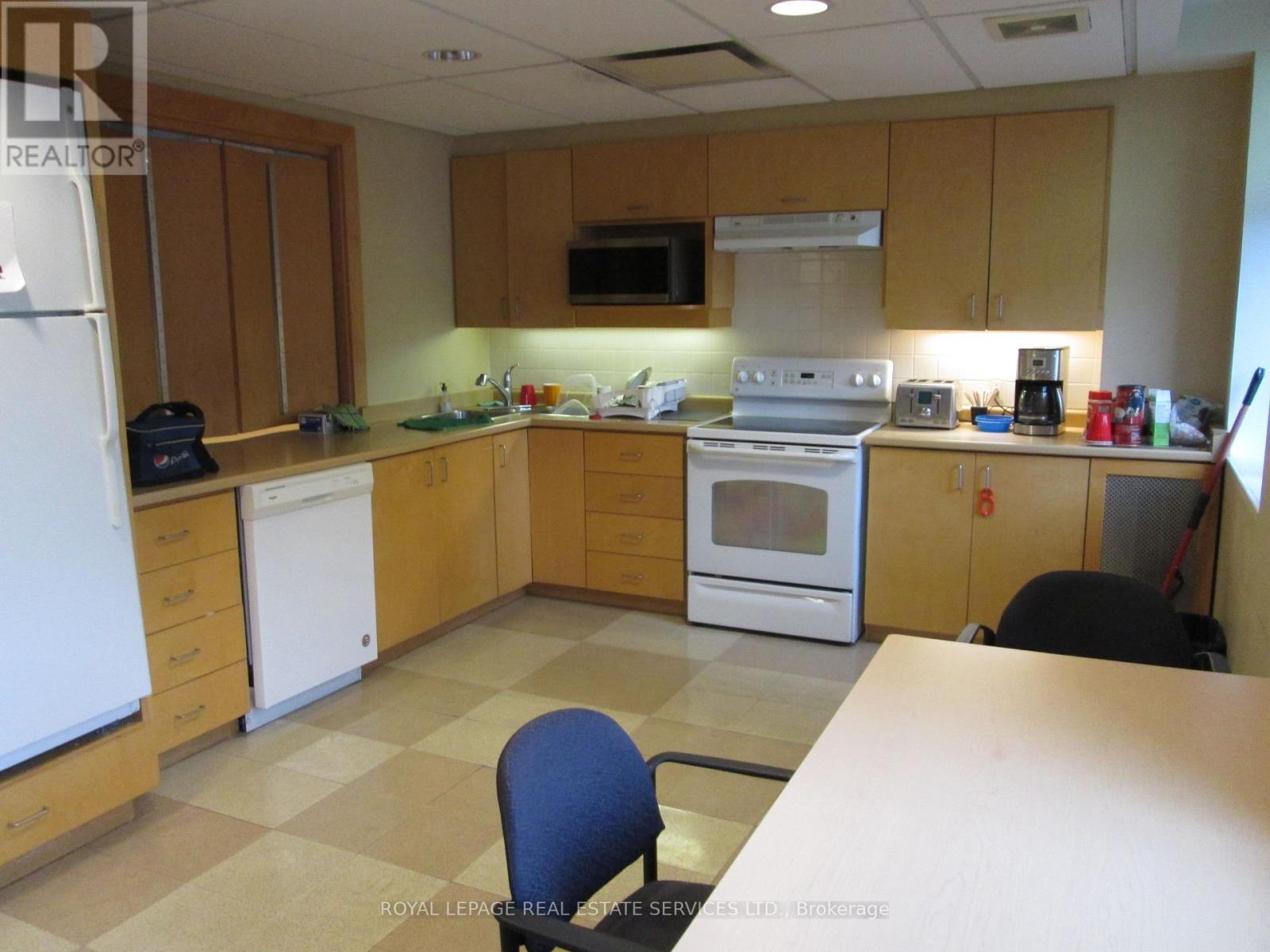 












2550 DANFORTH AVENUE

,
Toronto,




Ontario
M4C1L2

