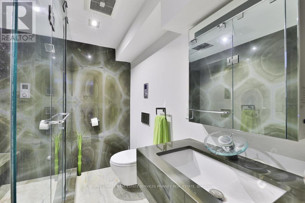 












622 KOZEL COURT

,
Mississauga,




Ontario
L4Z4E4

