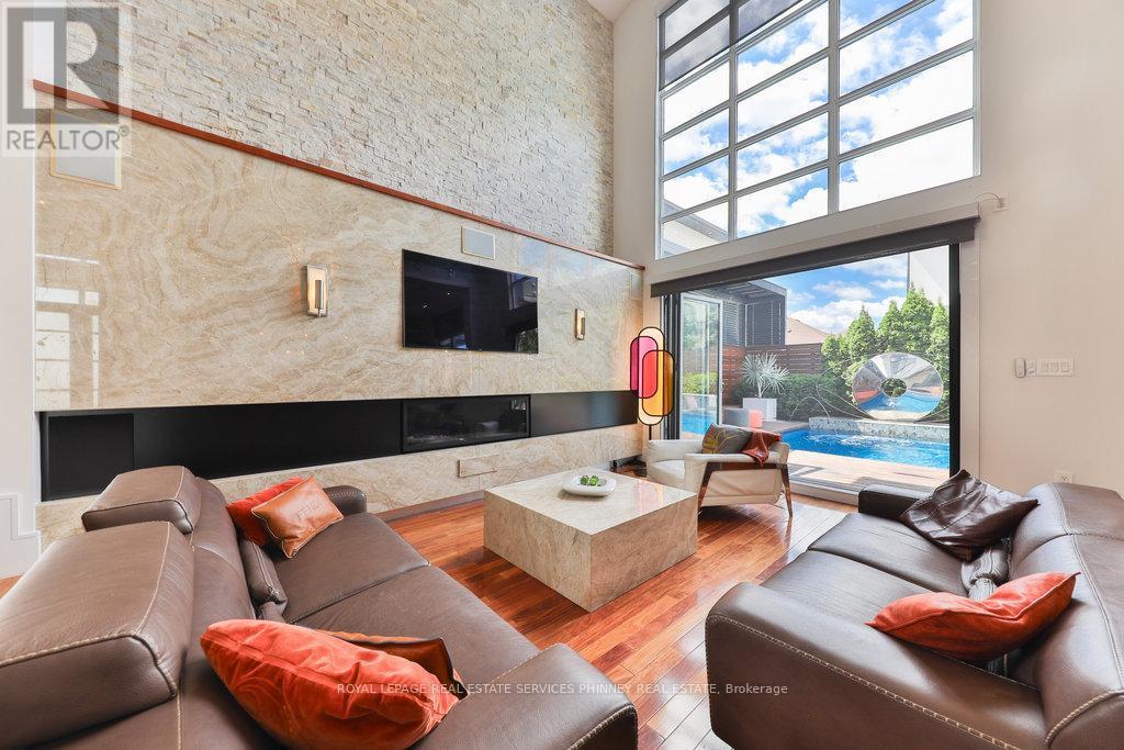 












622 KOZEL COURT

,
Mississauga,




Ontario
L4Z4E4

