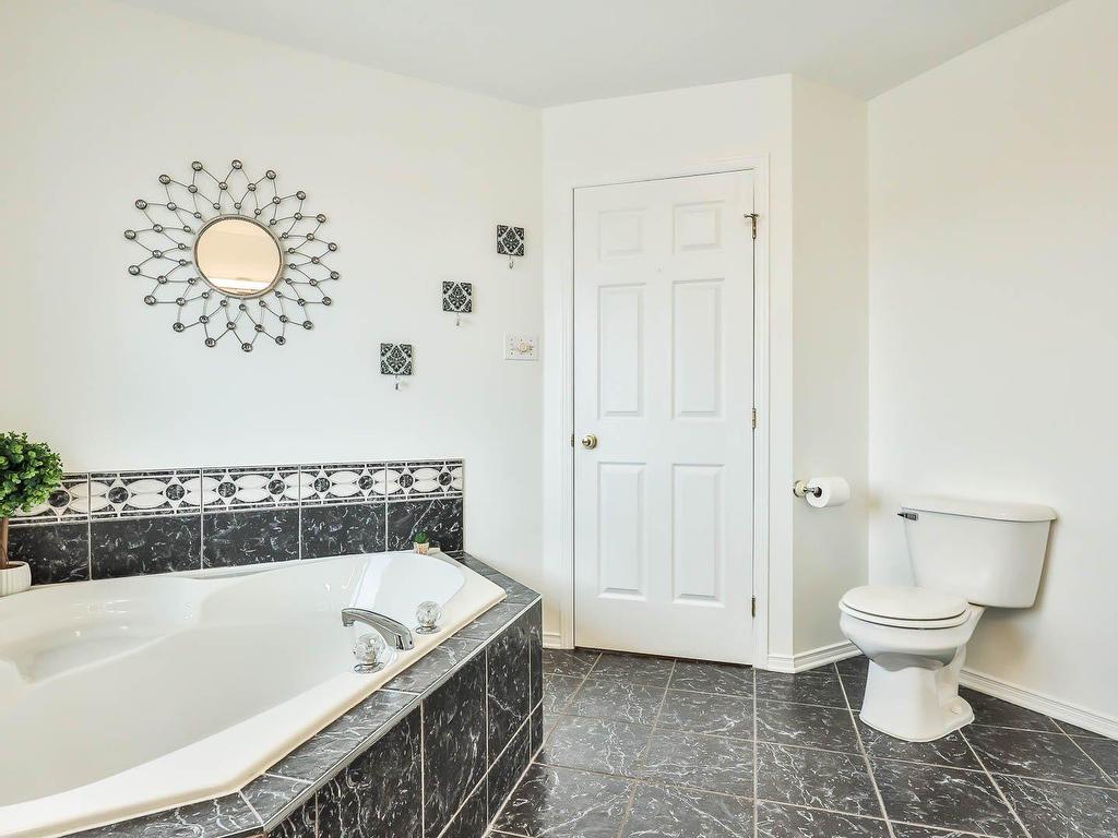 









78


Rue de Lusignan

,
Gatineau (Gatineau),




QC
J8T8B2

