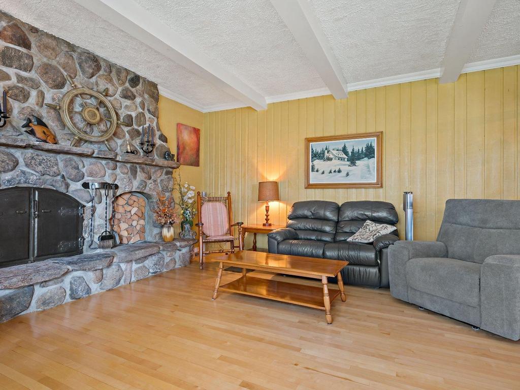 









1366

 - 1368


Rue Labelle

,
Mont-Tremblant,




QC
J8E2N5

