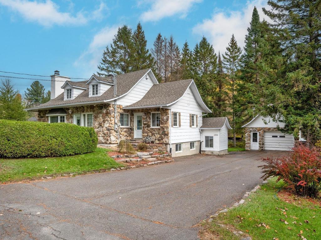 









1366

 - 1368


Rue Labelle

,
Mont-Tremblant,




QC
J8E2N5

