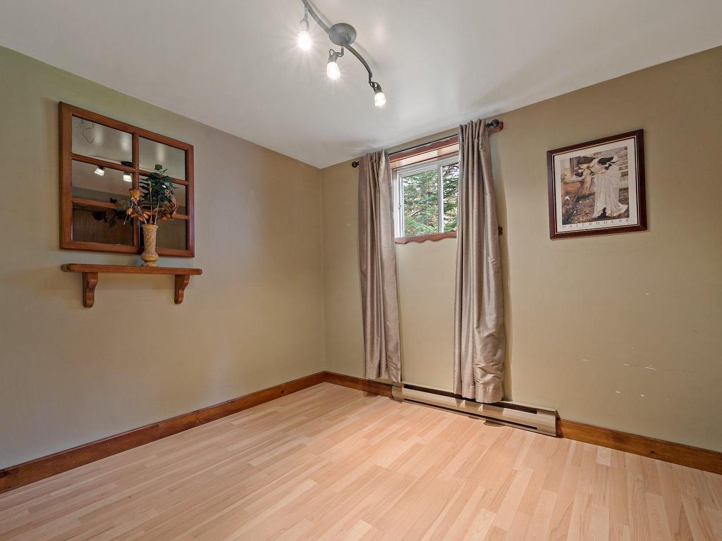 









1366

 - 1368


Rue Labelle

,
Mont-Tremblant,




QC
J8E2N5

