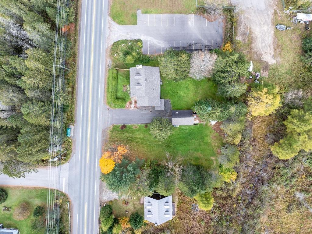 









1366

 - 1368


Rue Labelle

,
Mont-Tremblant,




QC
J8E2N5

