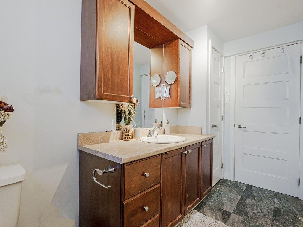 









437

 - 439


Rue St-Michel

,
Sherbrooke (Fleurimont),




QC
J1E2K9

