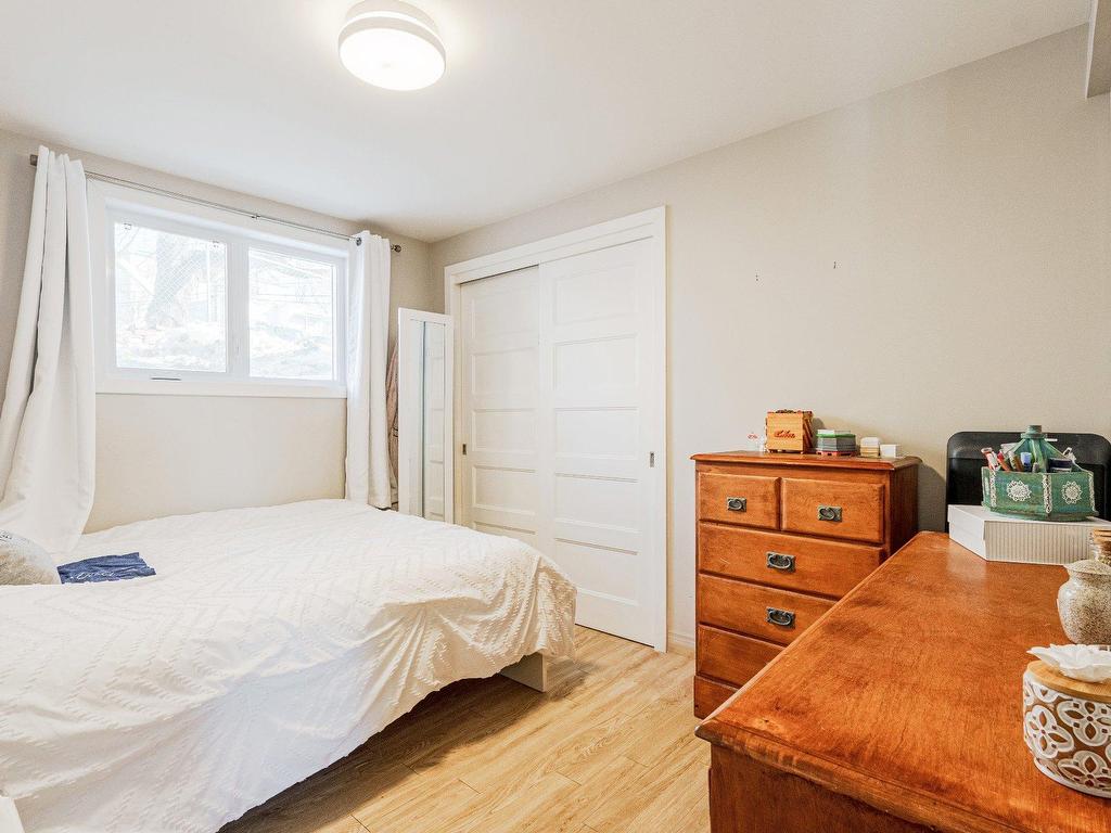 









437

 - 439


Rue St-Michel

,
Sherbrooke (Fleurimont),




QC
J1E2K9

