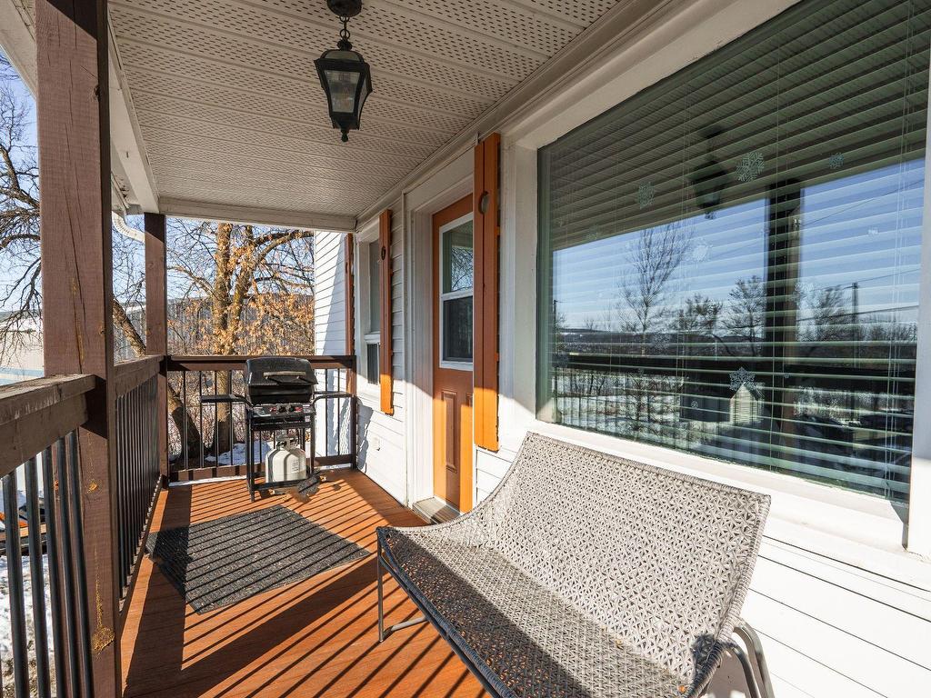 









437

 - 439


Rue St-Michel

,
Sherbrooke (Fleurimont),




QC
J1E2K9

