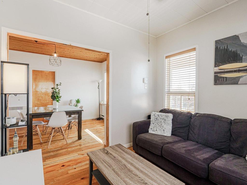 









437

 - 439


Rue St-Michel

,
Sherbrooke (Fleurimont),




QC
J1E2K9

