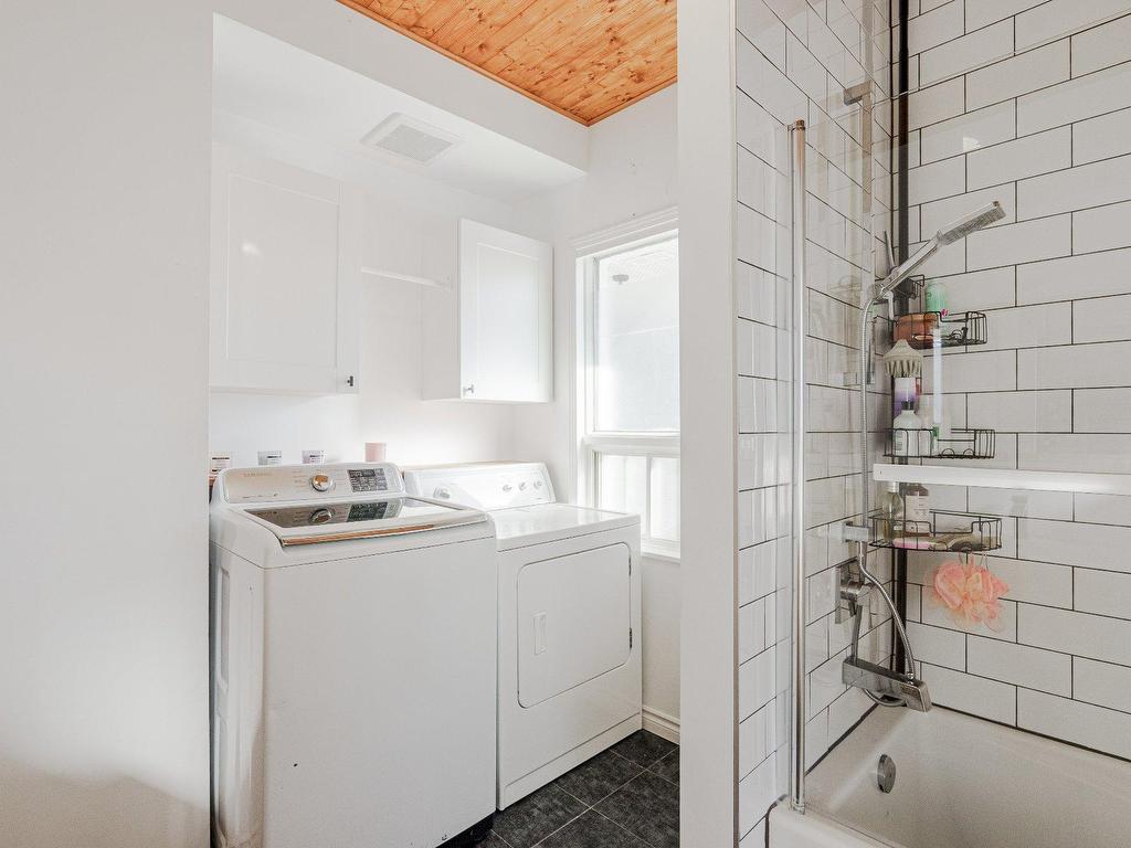 









437

 - 439


Rue St-Michel

,
Sherbrooke (Fleurimont),




QC
J1E2K9

