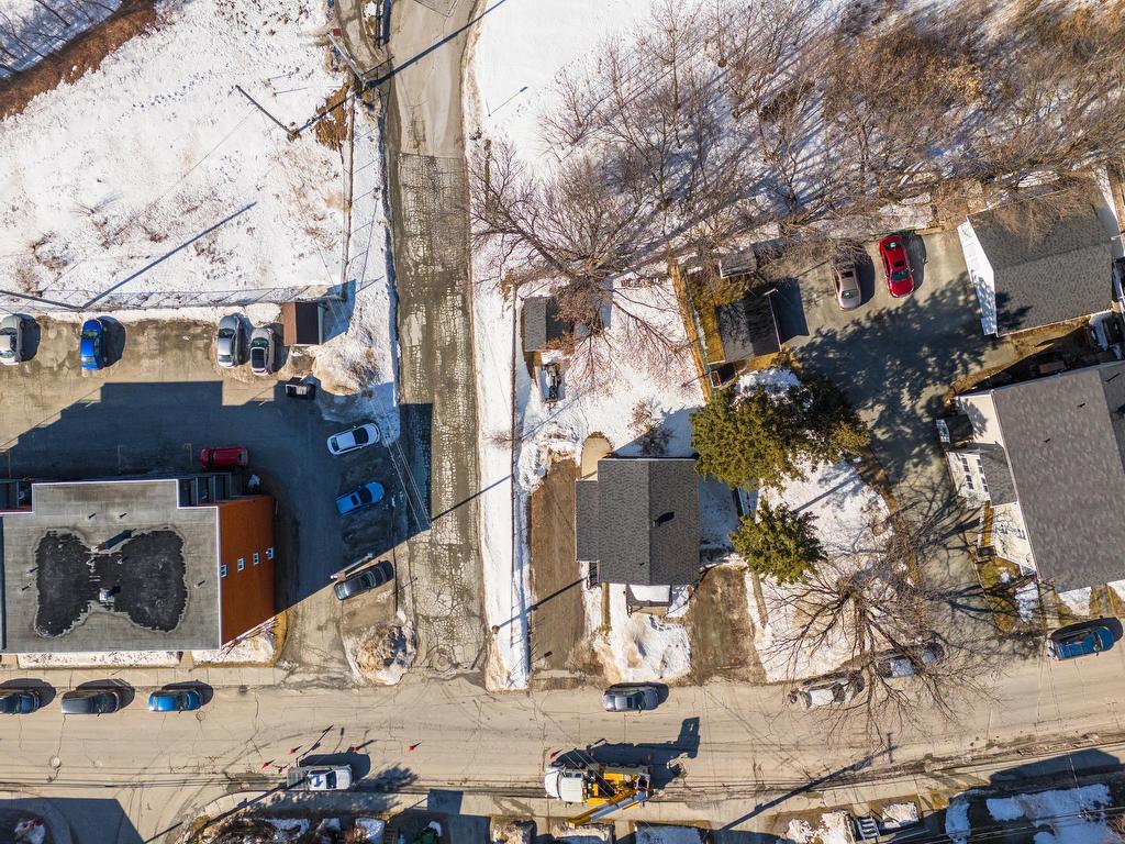 









437

 - 439


Rue St-Michel

,
Sherbrooke (Fleurimont),




QC
J1E2K9

