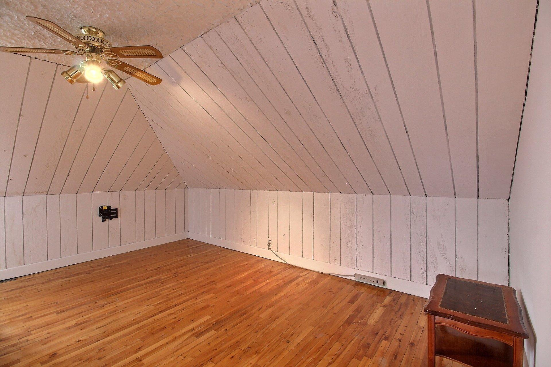 









171


Rue Tupper

,
Magog,




QC
J1X1J8

