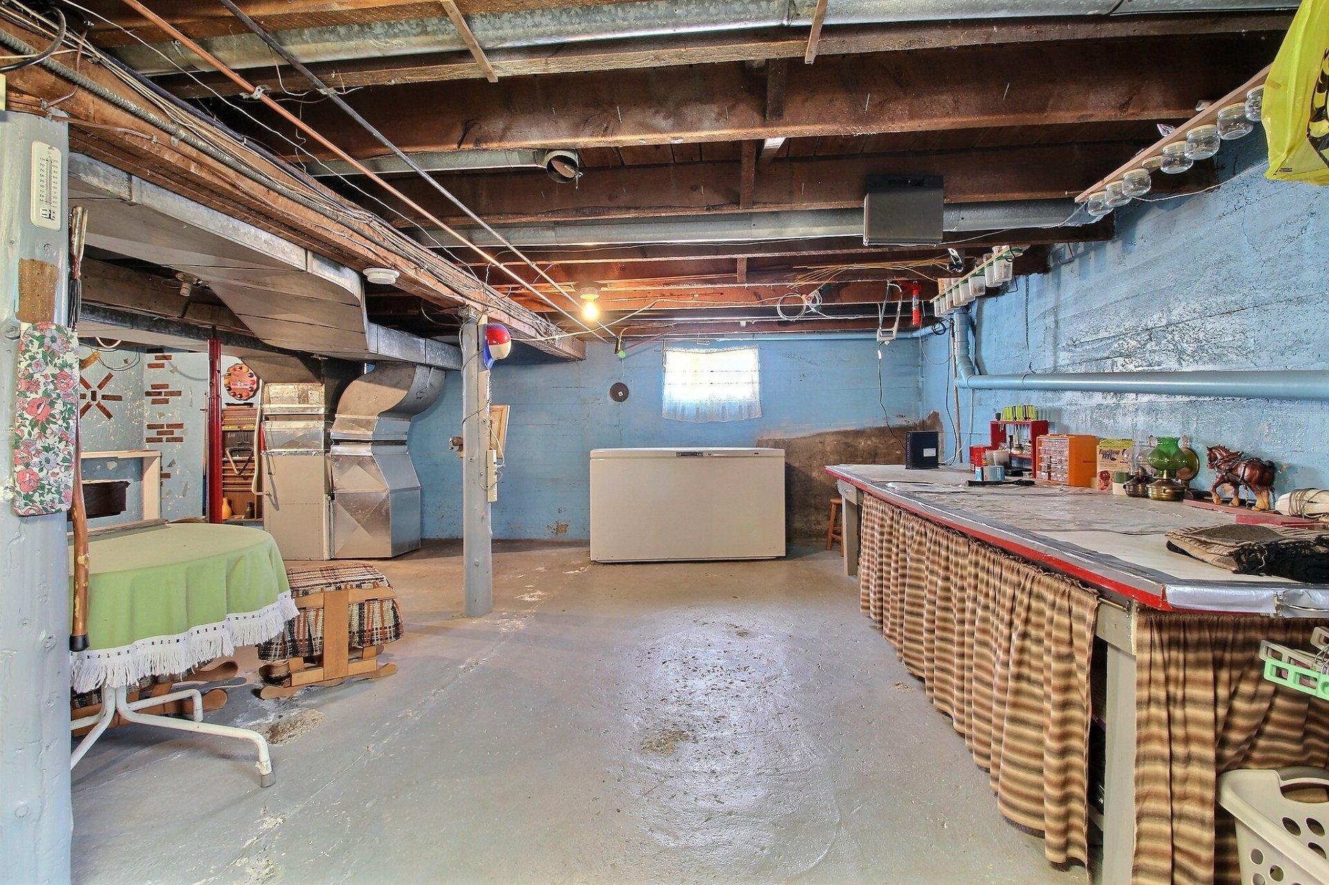 









171


Rue Tupper

,
Magog,




QC
J1X1J8

