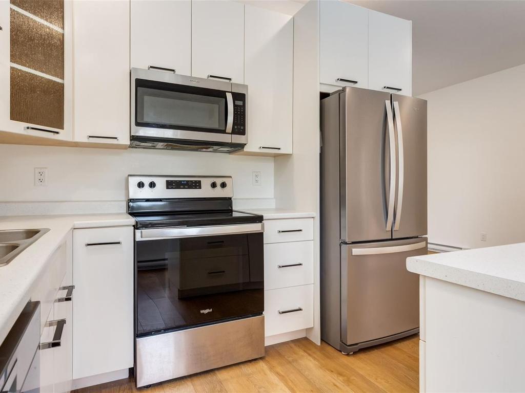 









472


Davis

Rd,
Ladysmith,




BC
V9G 1V8

