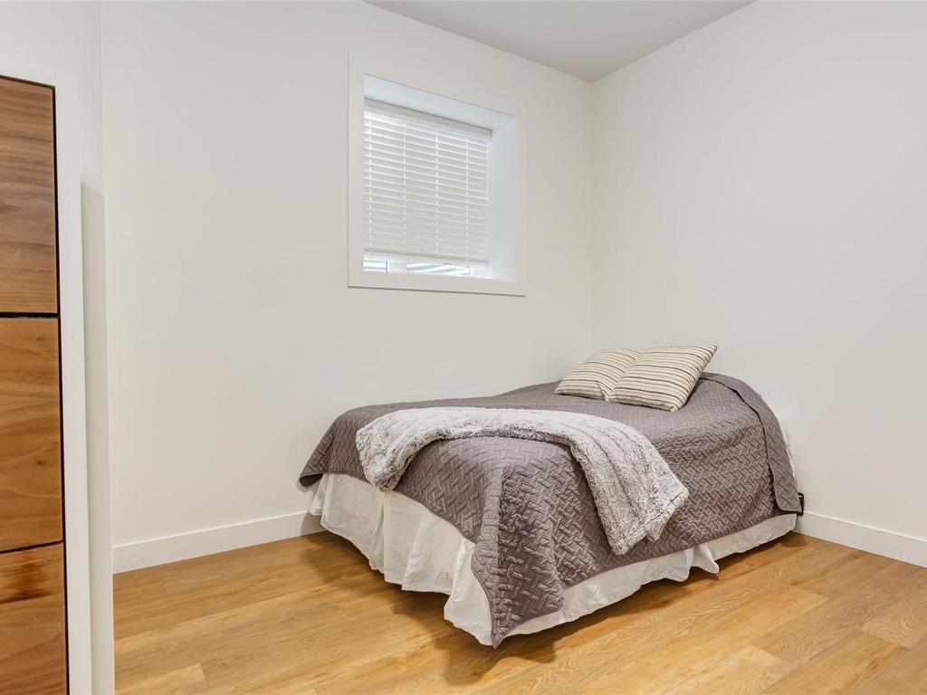









472


Davis

Rd,
Ladysmith,




BC
V9G 1V8

