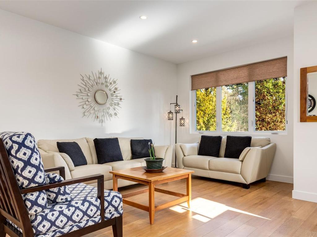









472


Davis

Rd,
Ladysmith,




BC
V9G 1V8

