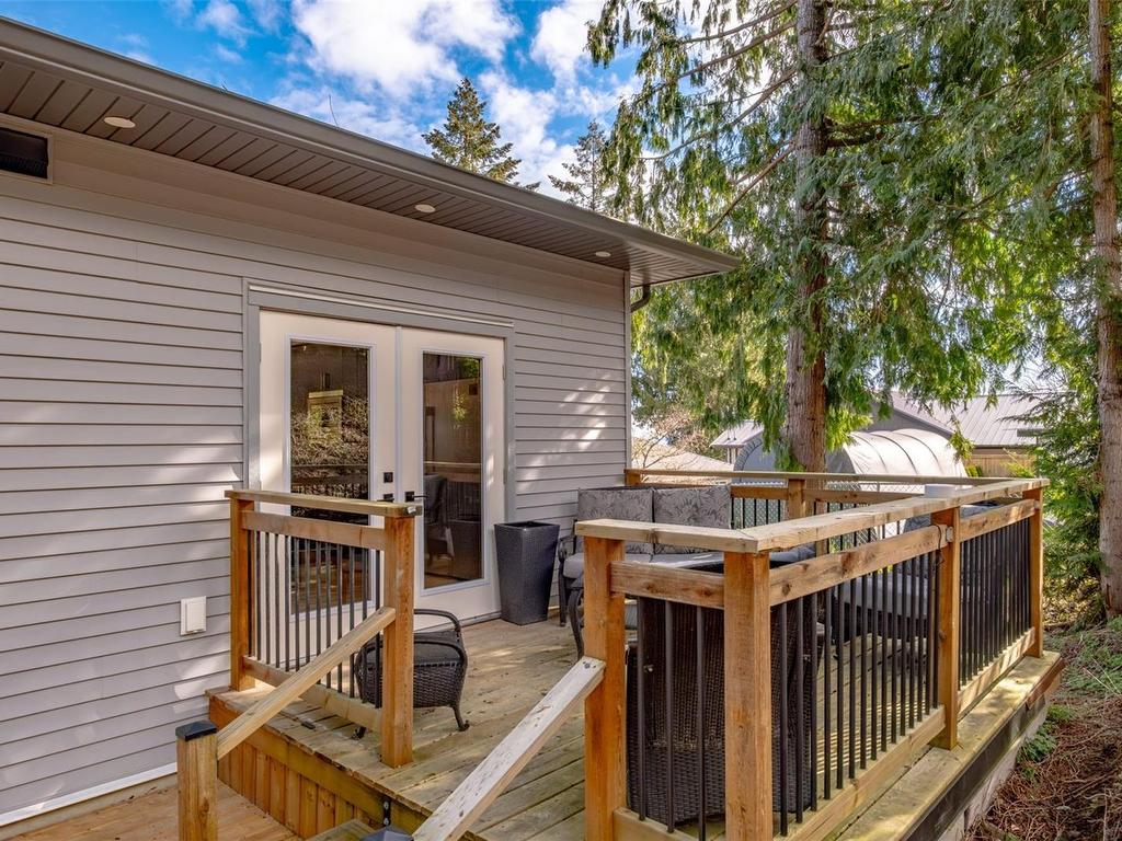 









472


Davis

Rd,
Ladysmith,




BC
V9G 1V8

