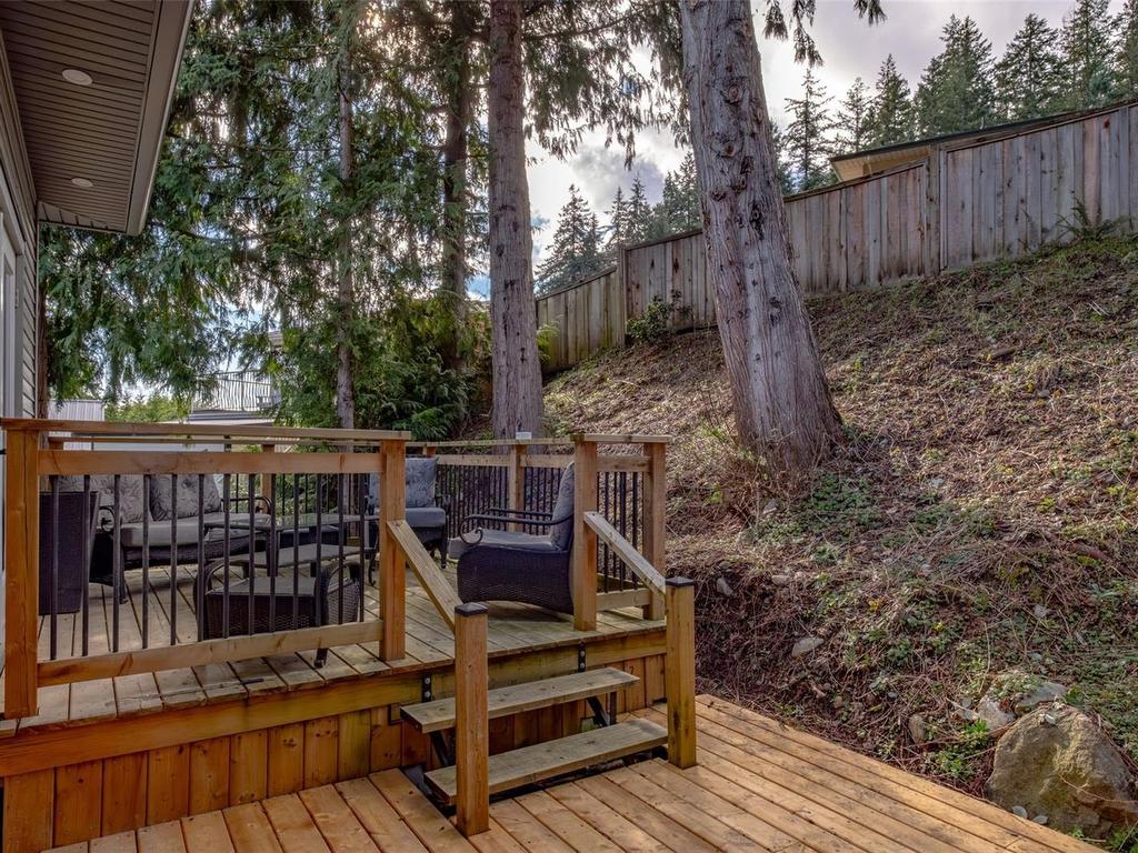 









472


Davis

Rd,
Ladysmith,




BC
V9G 1V8


