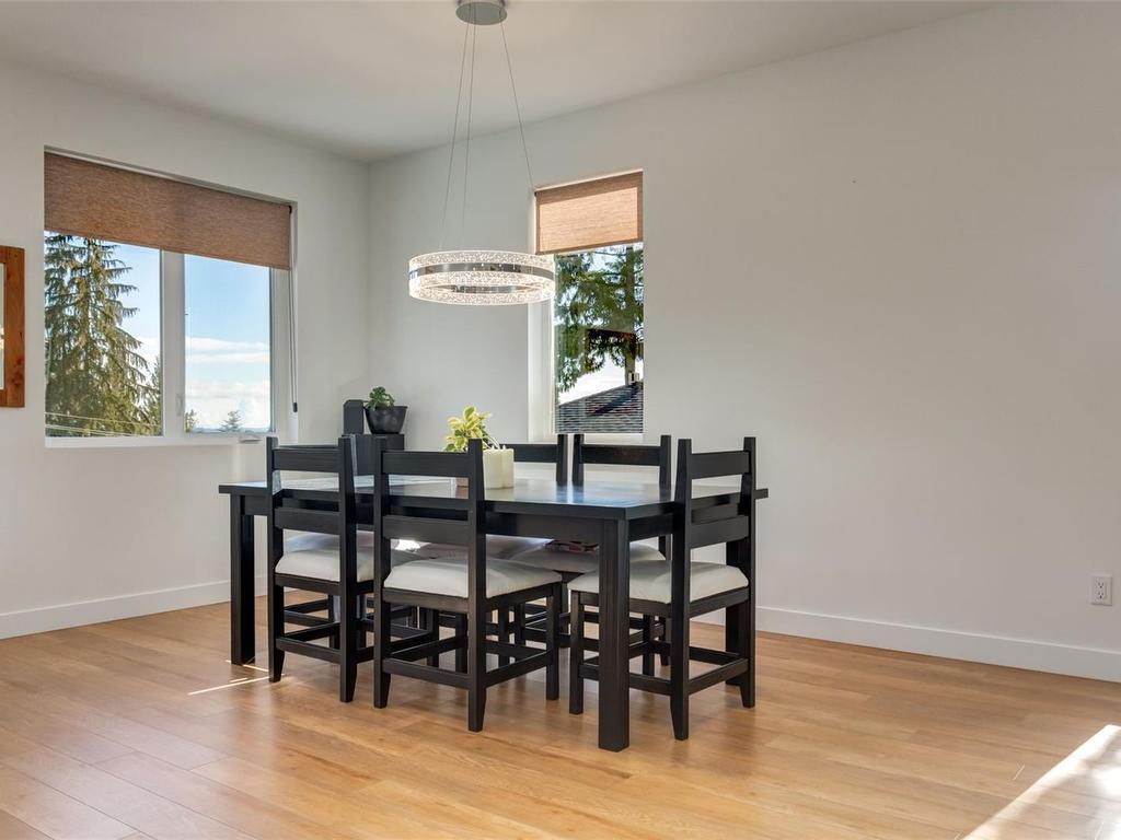 









472


Davis

Rd,
Ladysmith,




BC
V9G 1V8

