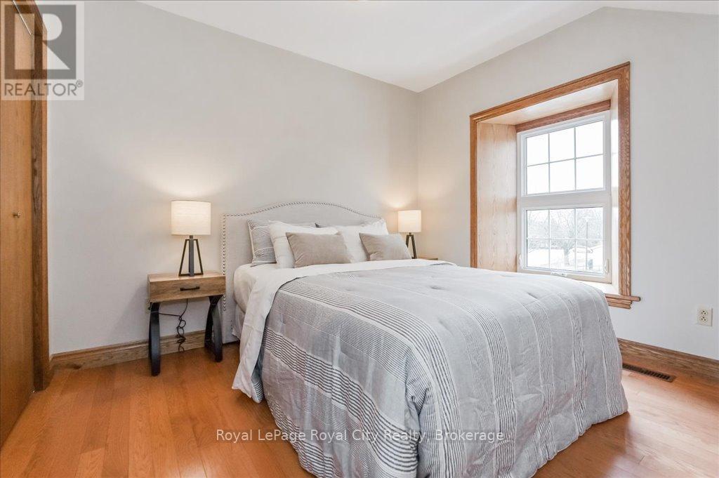 












8108 WELLINGTON RD 22

,
Guelph/Eramosa,




Ontario
N0B2K0

