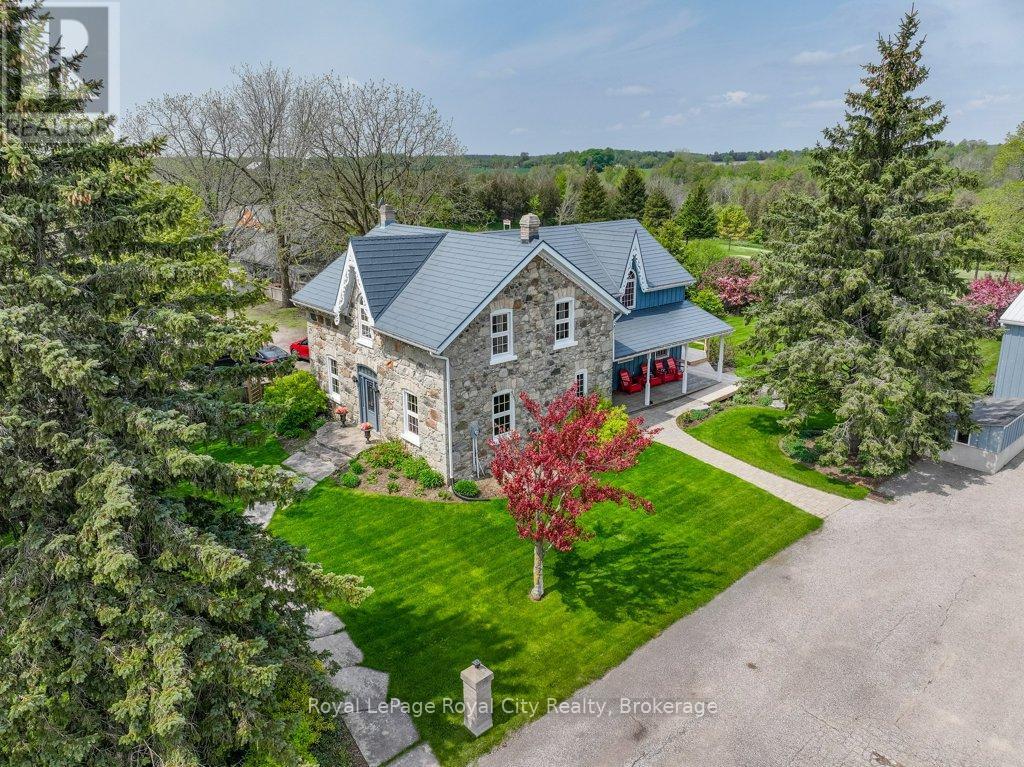 












8108 WELLINGTON RD 22

,
Guelph/Eramosa,




Ontario
N0B2K0

