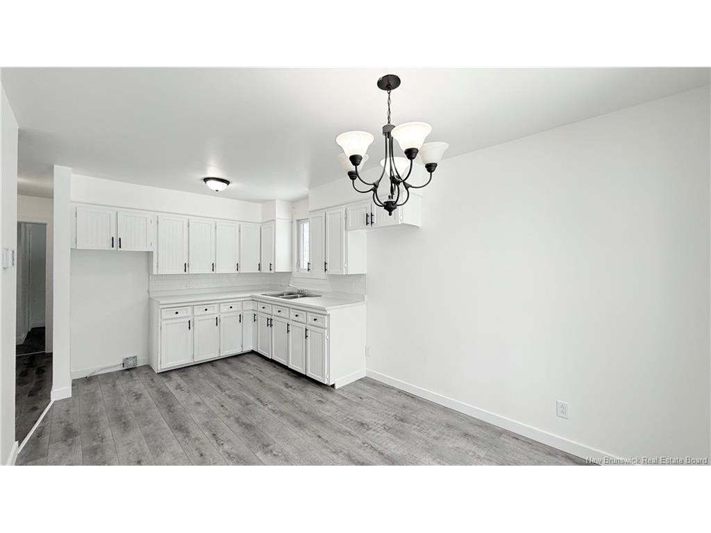 









503


Theriault

,
Bertrand,




NB
E1W 1K7

