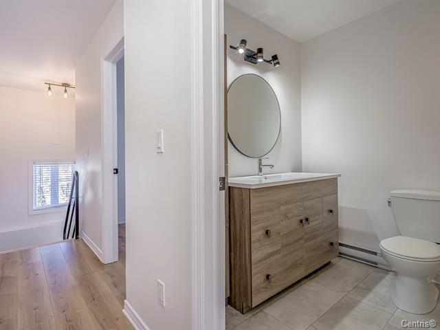 









84


Rue Notre-Dame

,
Saint-Jean-sur-Richelieu,




QC
J3B6M6

