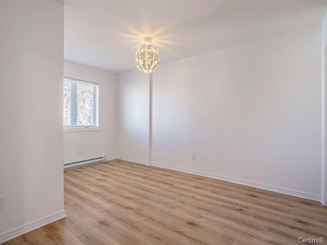 









84


Rue Notre-Dame

,
Saint-Jean-sur-Richelieu,




QC
J3B6M6

